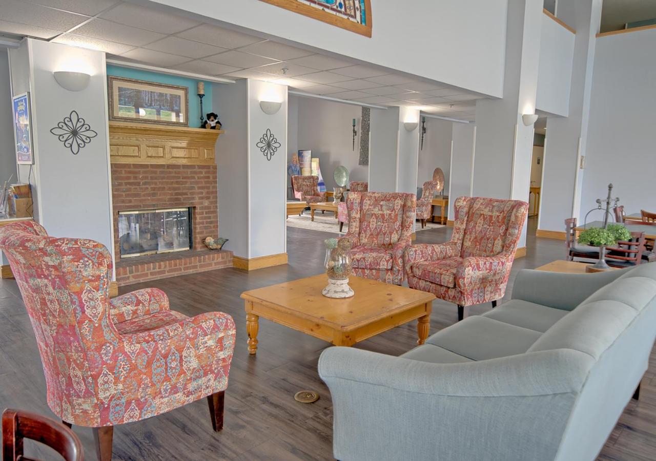 All Season Suites Pigeon Forge Exterior photo